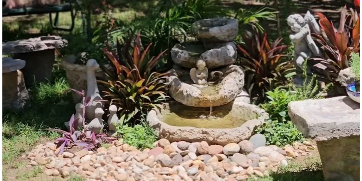 Trimmers Professional Landscaping custom water features installs and waterfalls