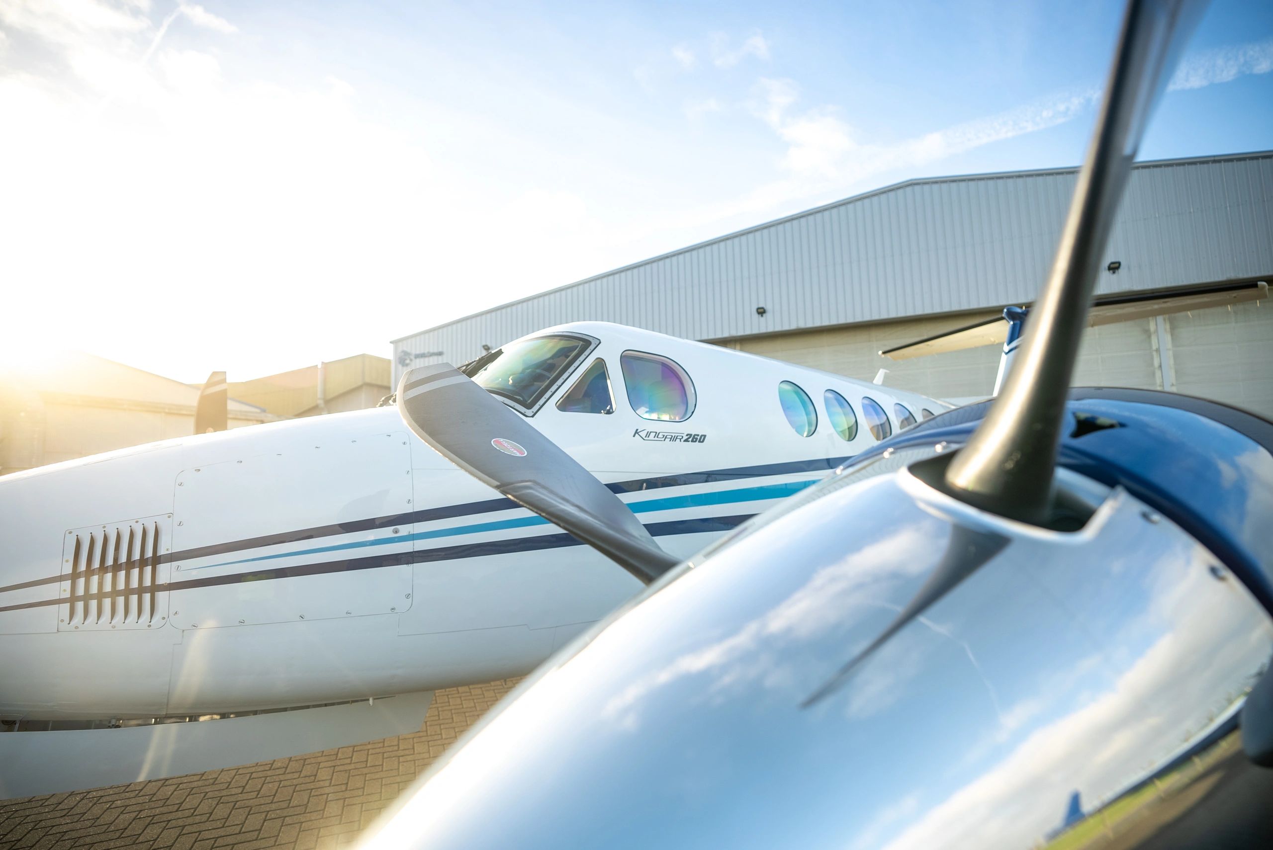 2022 Beechcraft King Air 260 S/N BY-427, photo 2