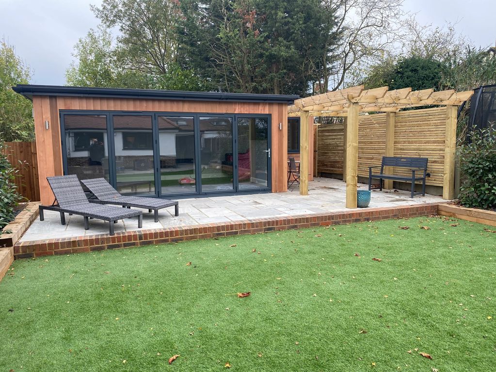 Garden room in Sidcup, Kent.