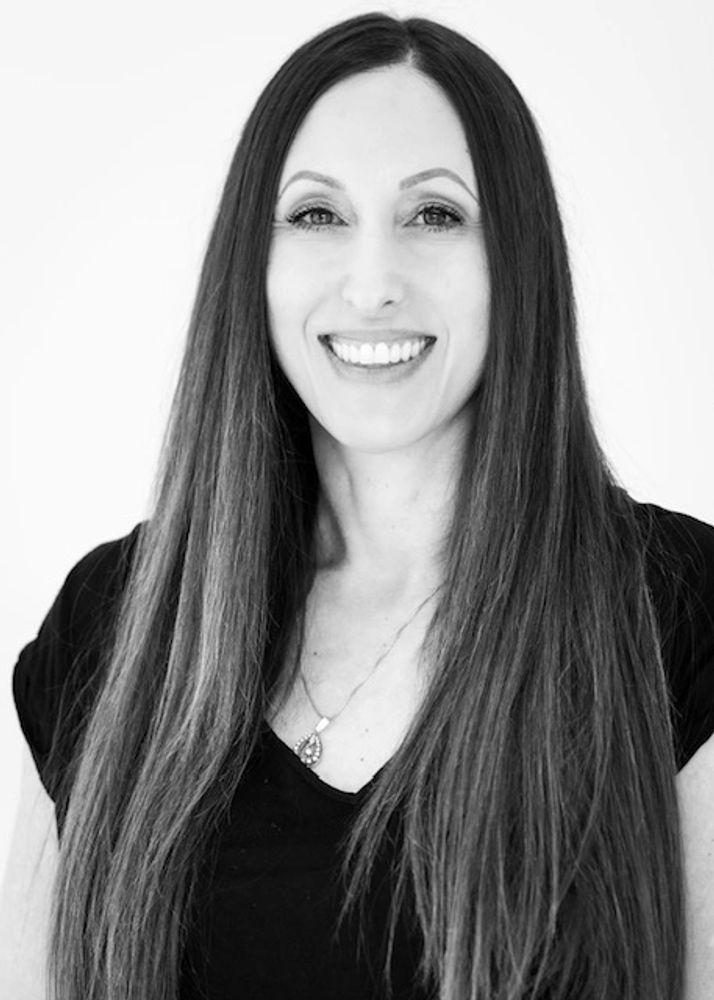 Hair stylist extension artist hair colorist
