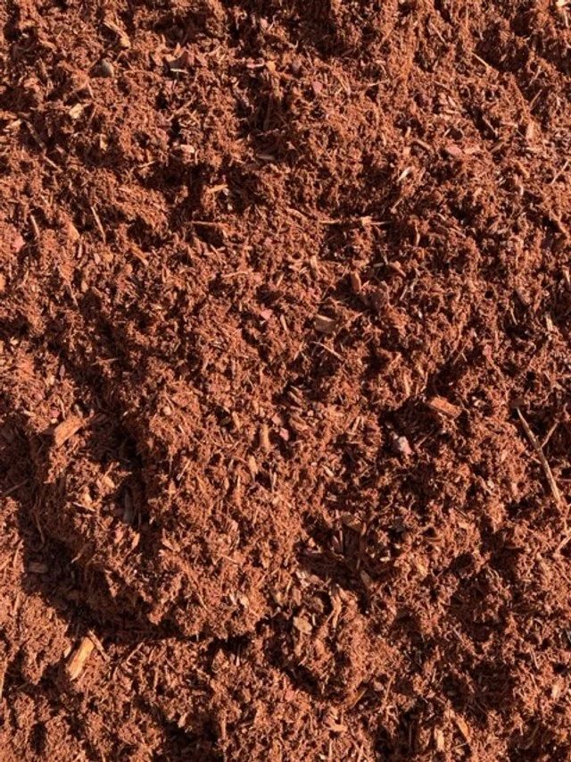 Premium hemlock bark mulch