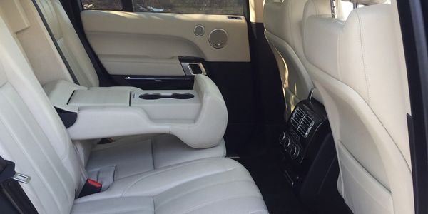 Executive Chauffeur Rayleigh to Heathrow Airport Rayleigh to Heathrow airport taxi Luxury airport 