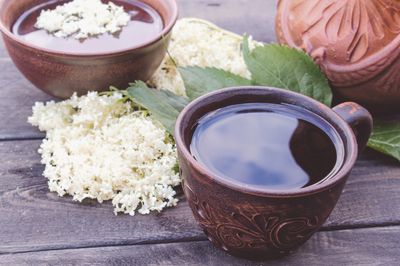 Elderberry and Elderflower Tea for Immune Support