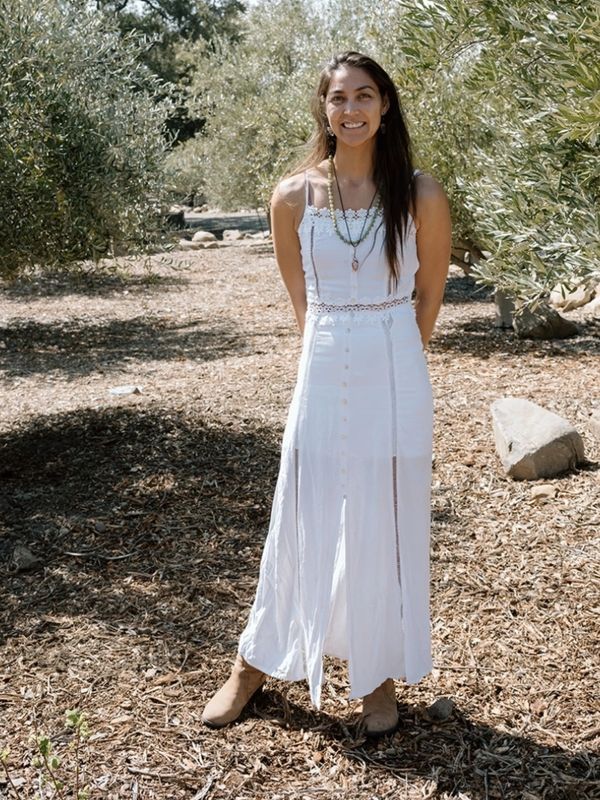 Professional massage therapist providing relaxing massage and facial treatments ojai massage facials