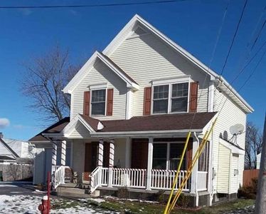 3 bedroom house for sale: 122 Burns Ct in Tonawanda NY.