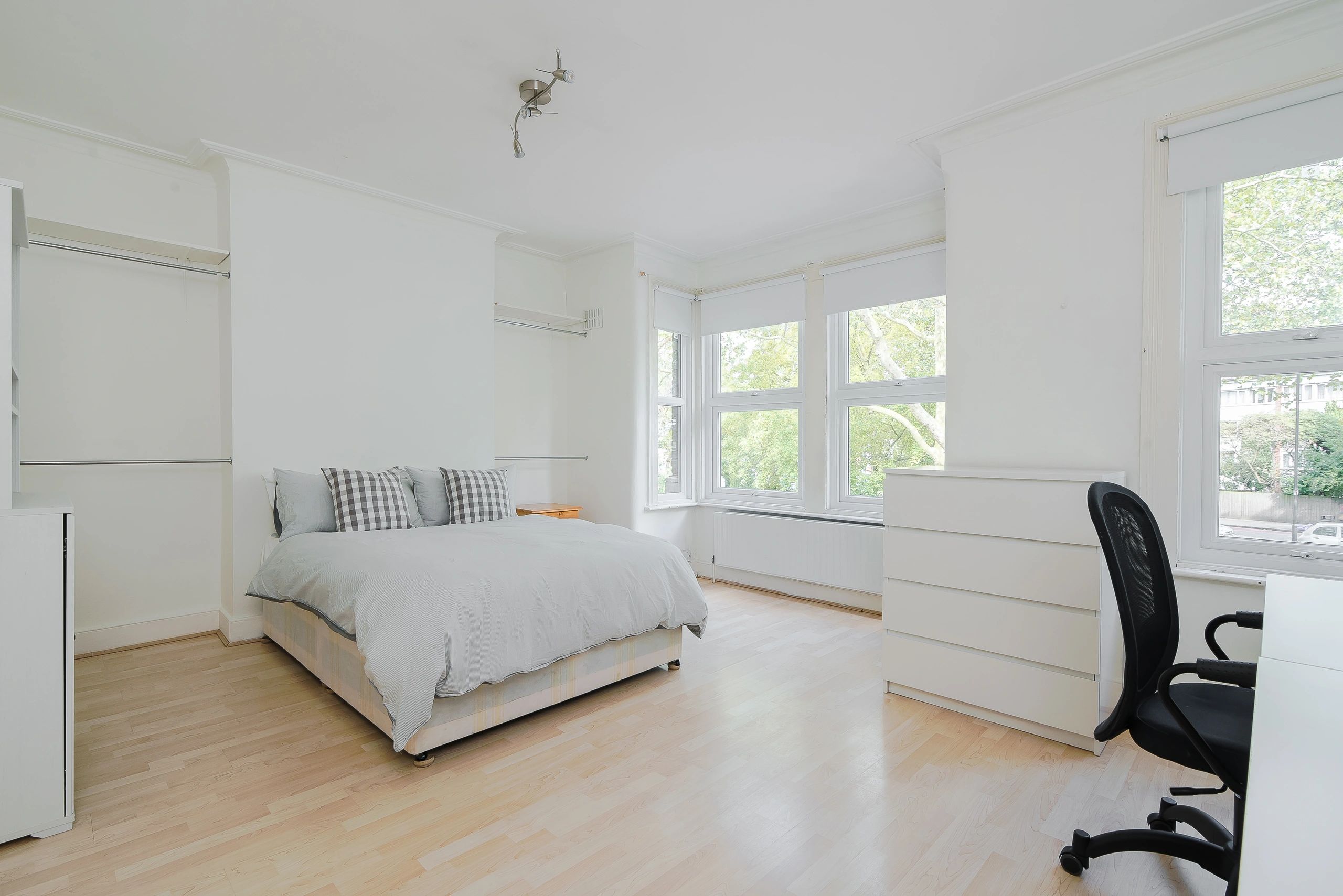 Student London GW Student Rentals