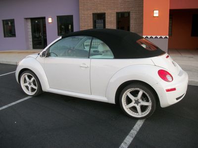 White 2006 Volkswagen Convertible