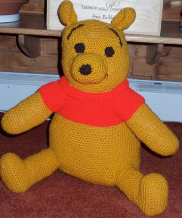 crochet critter; crochet pooh bear; Pooh bear; 