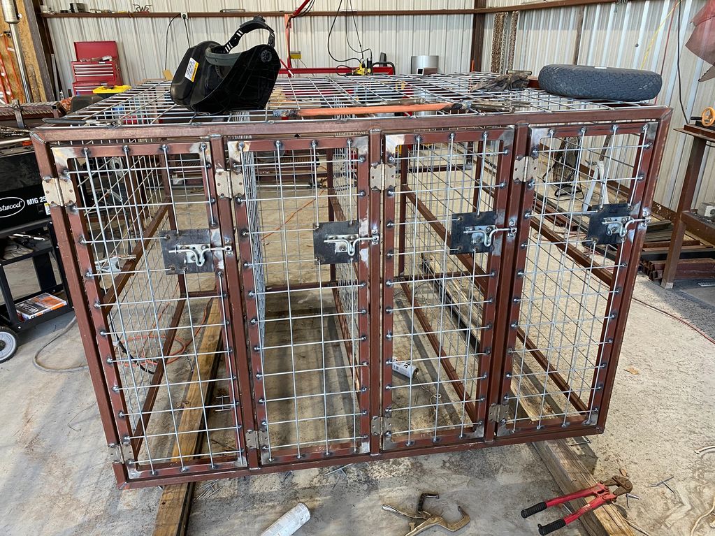 Lamb, goat, pig feeding pen