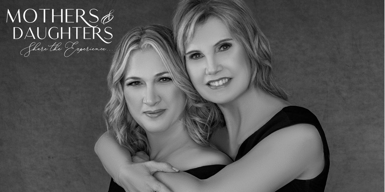 Mothers and daughters photography
portrait photographer	
celebrating women