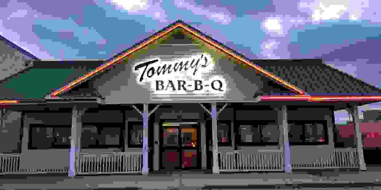 Tommy's BBQ - BBQ Ribs and Chicken, Cakes,pies, Ice Cream Desserts