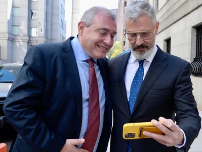 Attorney Joseph A. Bondy takes a selfie with client Lev Parnas outside the SDNY federal courthouse.