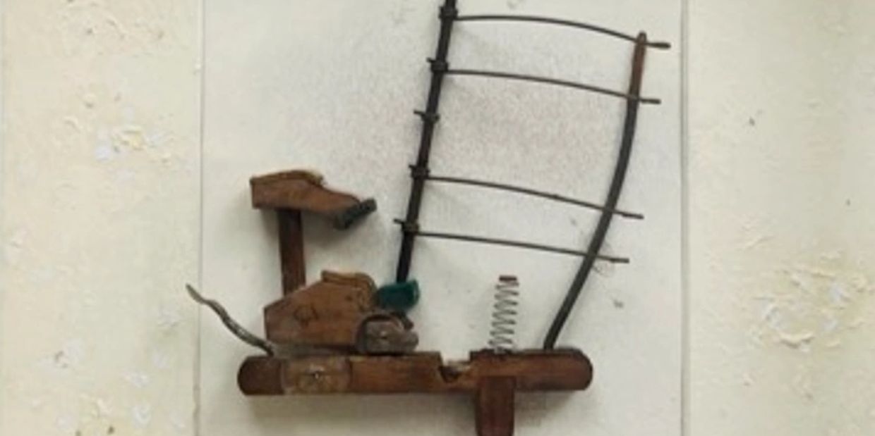 Assemblage of piano parts
