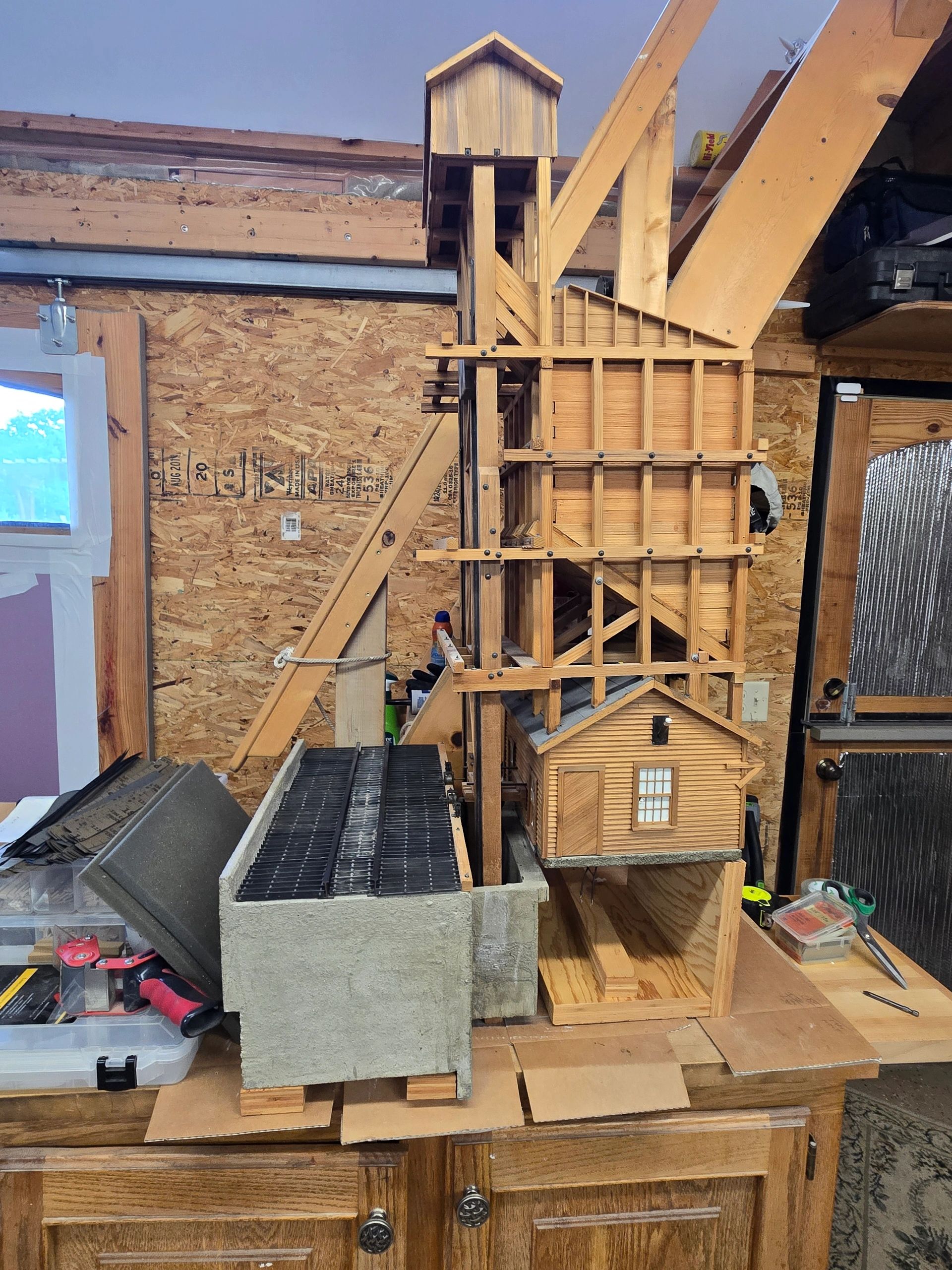 Chama coaling tipple, with motor for the buckets.  Current price is $3200.
More pictures are availab