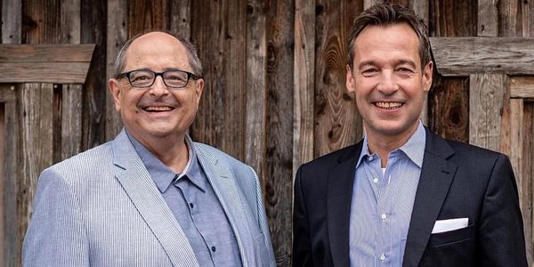 Meine Moderations- und Sprechtrainer:Uwe J. Hackbarth und Eggolf von Lerchenfeld.