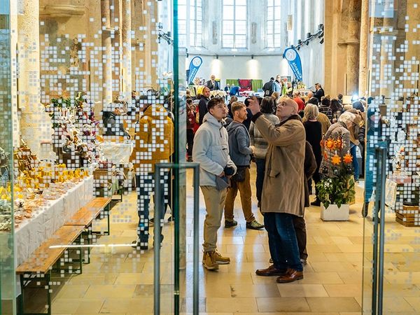 Kiwanis Adventmarkt in der Dominikanerkirche Krems