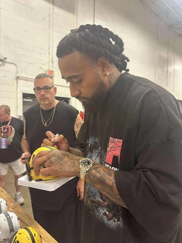 Frankie Luvu and Monk at the June 2025 CSA show.
