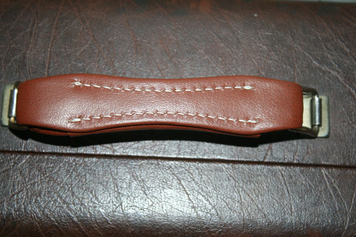 Bach Stradivarius Brown leather case handle trumpet or 1950's