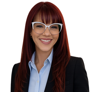 Mujer sonriente con gafas y cabello rojo.