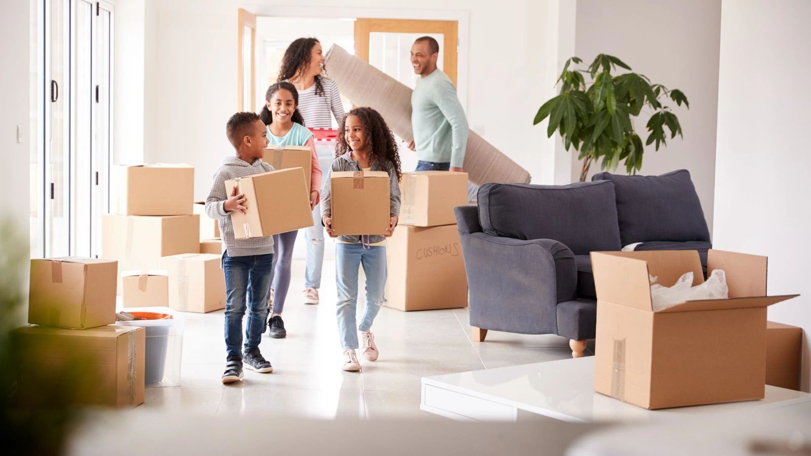 Happy customers after successful removals