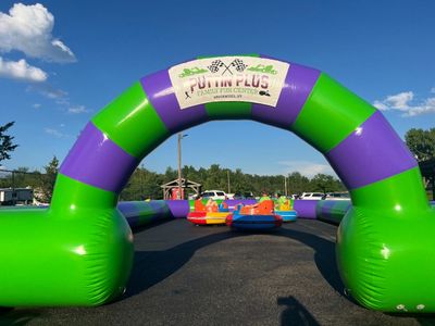 bumper cars in bumper car arena