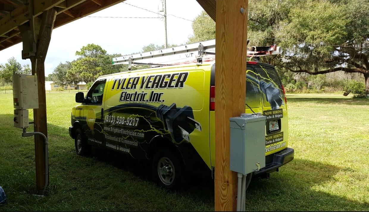 Riverview Electrician van