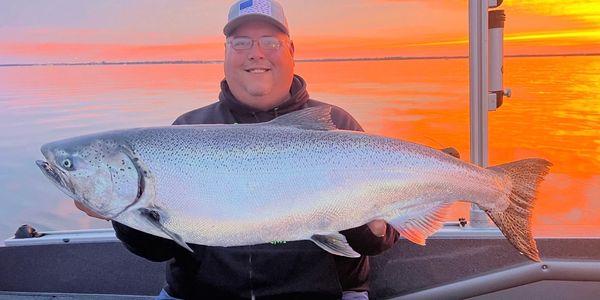 Captain Dave Angry Fin Charter fishing, in Port Washington Wisconsin. Salmon and Trout fishing guide