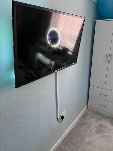 Tv with trunking