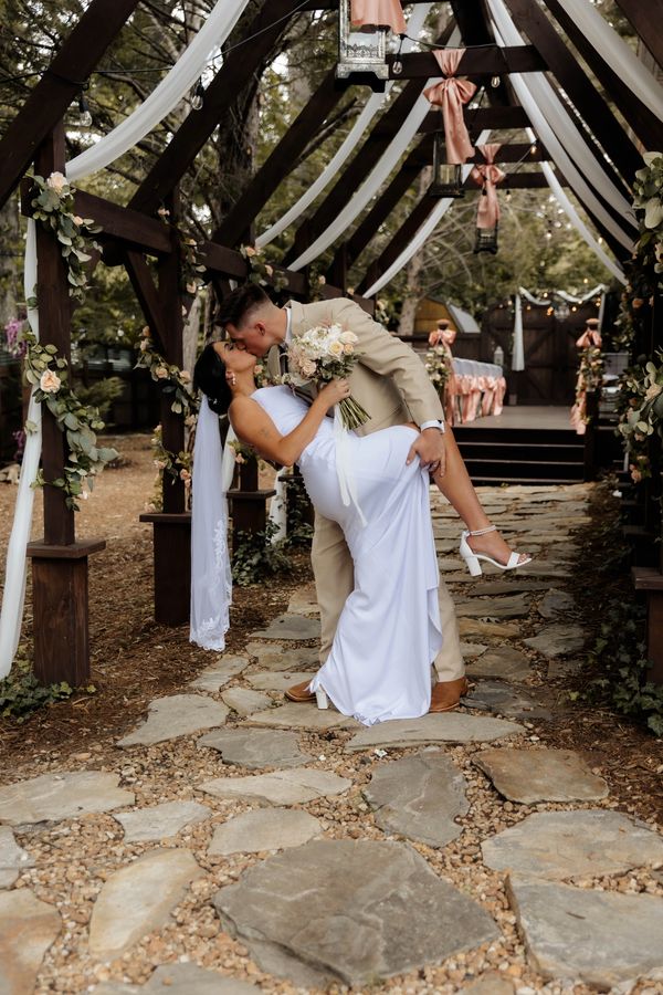     Outdoor wedding venue in Western North Carolina mountains