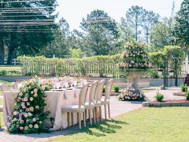 The Ivy on the Plain intimate garden venue in Greensboro, Georgia at Lake Oconee