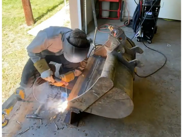 excavator bucket edge replacement and crack repair