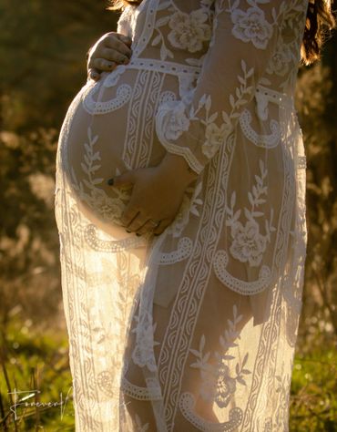 Maternity photography. Charlotte maternity photographer. North Carolina maternity photographer.