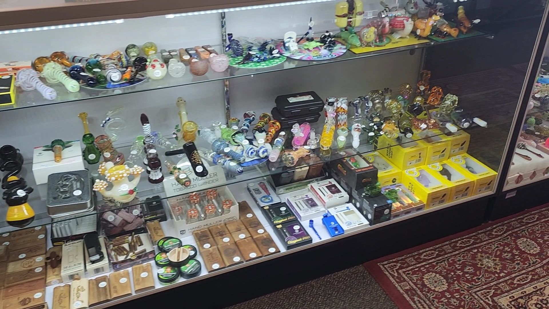 Dragonsmokeandvape - Smoke and Vape Shop, Retail, Headshop