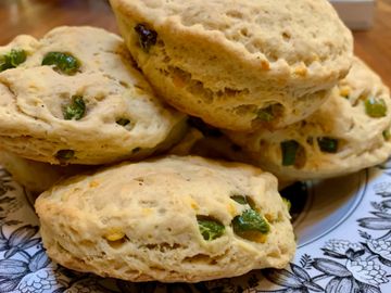 Vegan Cheddar and Jalapeno Biscuits