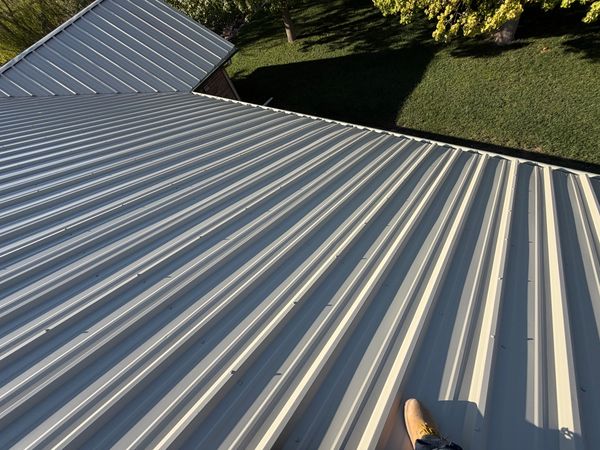METAL ROOF INSTALLATION ROOFING CONTRACTOR BEST ROOFERS DEAD ON METAL ROOFS FREE ESTIMATES METAL 