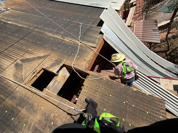 DEAD ON ROOFING FREE INSPECTIONS FREE ESTIMATES METAL ROOFS METAL ROOF INSTALLLS ALAMOGORDO LA LUZ 