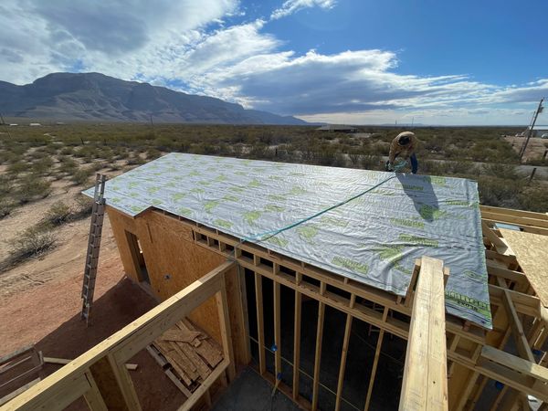 DEAD ON ROOFING LOCAL ROOFING CONTRACTORS BEST ROOFERS BBB ACCREDITED ROOFERS METAL ROOF INSTALLS