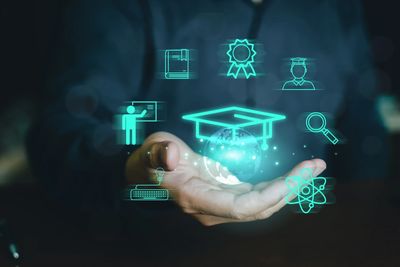  Education & EdTech