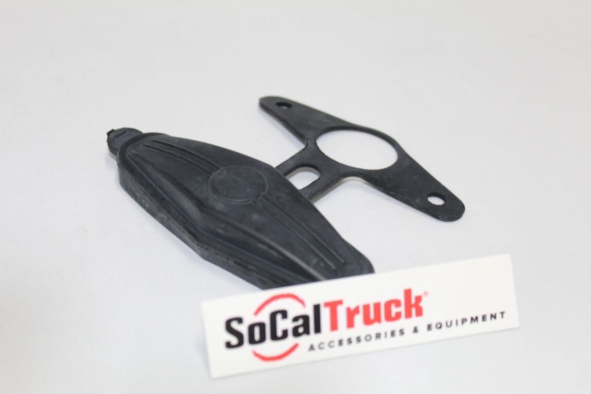 SnugTop Pop-Out Lock Cover, Rubber