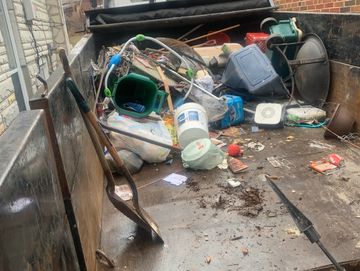 HAV Junk Removal handles 1/3 load cleanouts quickly and at a fair price.