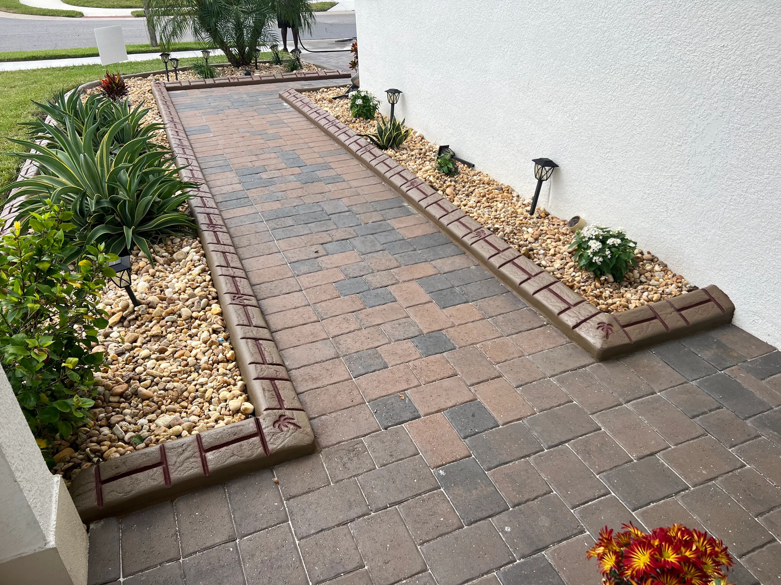 Cutting Edge Curbing Tampa, image size:2560x1920