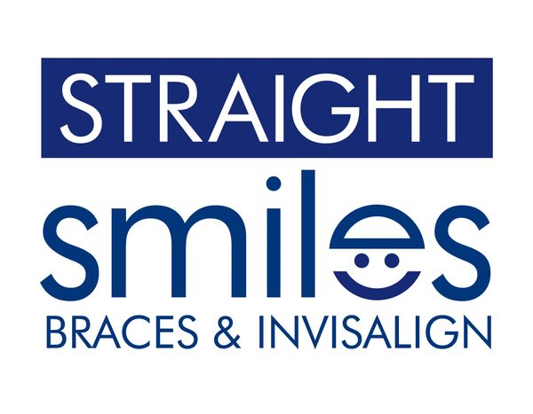 Logo for Straight Smiles, offering braces and Invisalign.