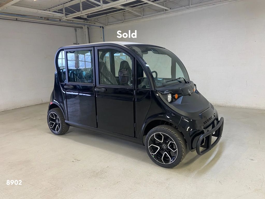 2024 Gem Black E4 With Doors