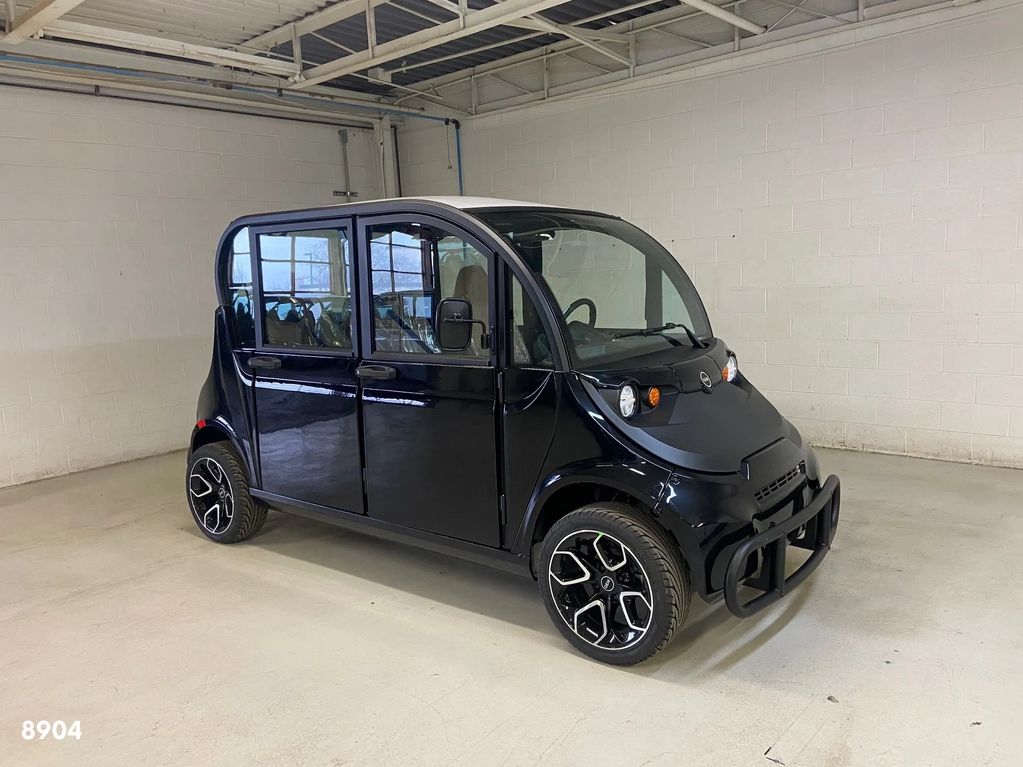 2024 Gem Black E4 With Doors