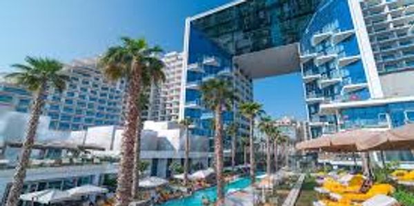 FIVE Palm is a hotel on palm and residential building of luxury apartments on the Trunk of the Palm