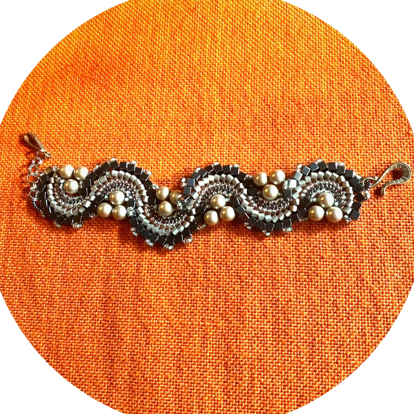 Tutt Uncommon Treasures