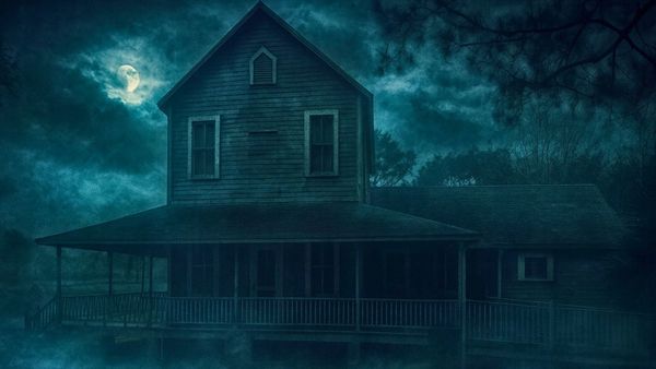 The historic and huanted Plumb House in Clearwater, Floirda.