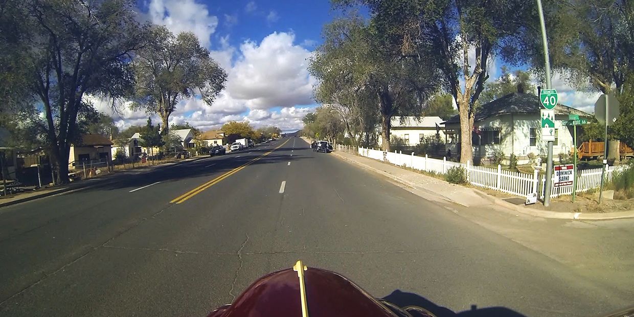 Cruising the Seligman Historic Distct
