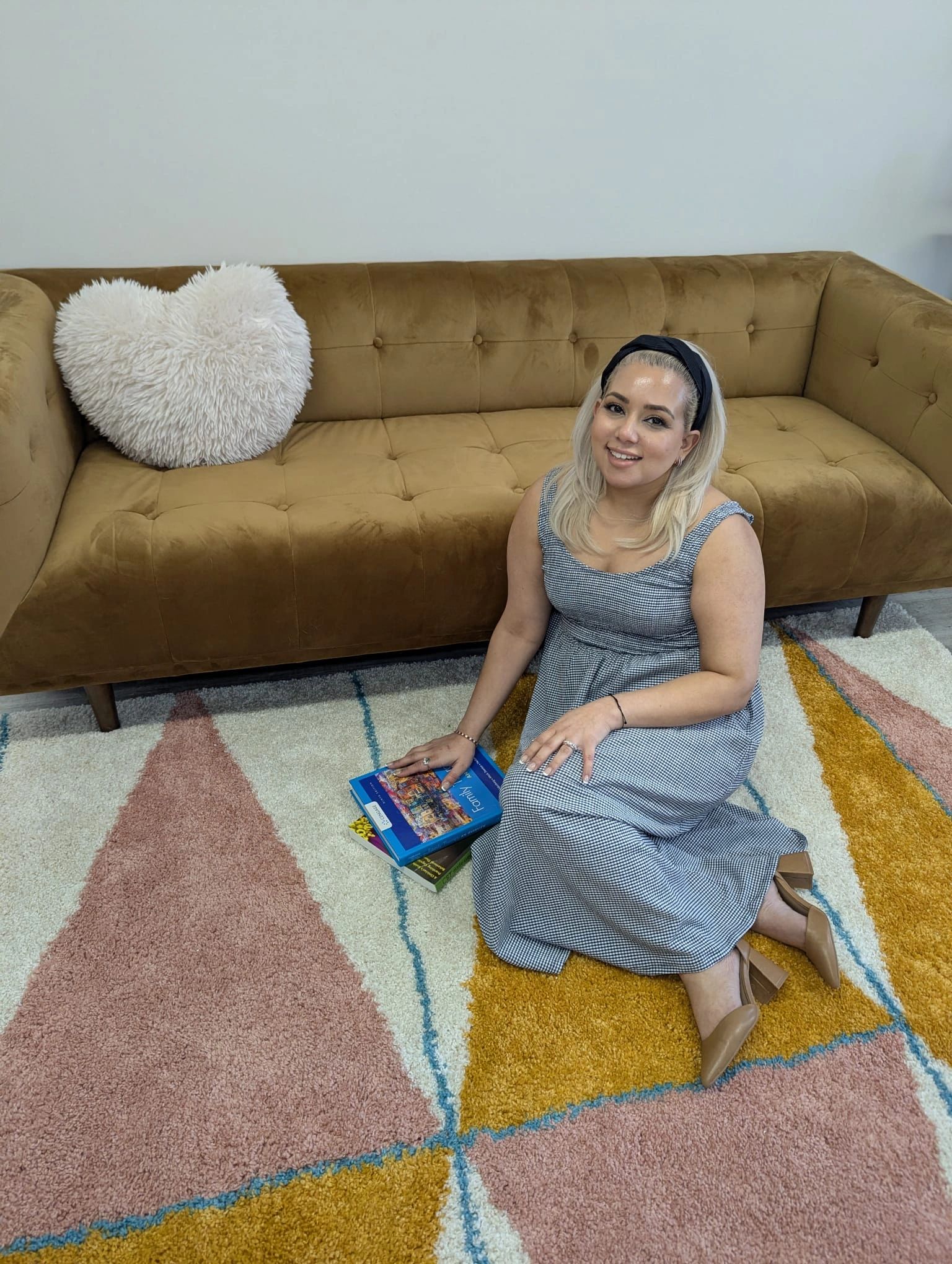 Simar, RP, Insightful Journey in Oshawa, offering individual, couples, and family therapy in Oshawa.