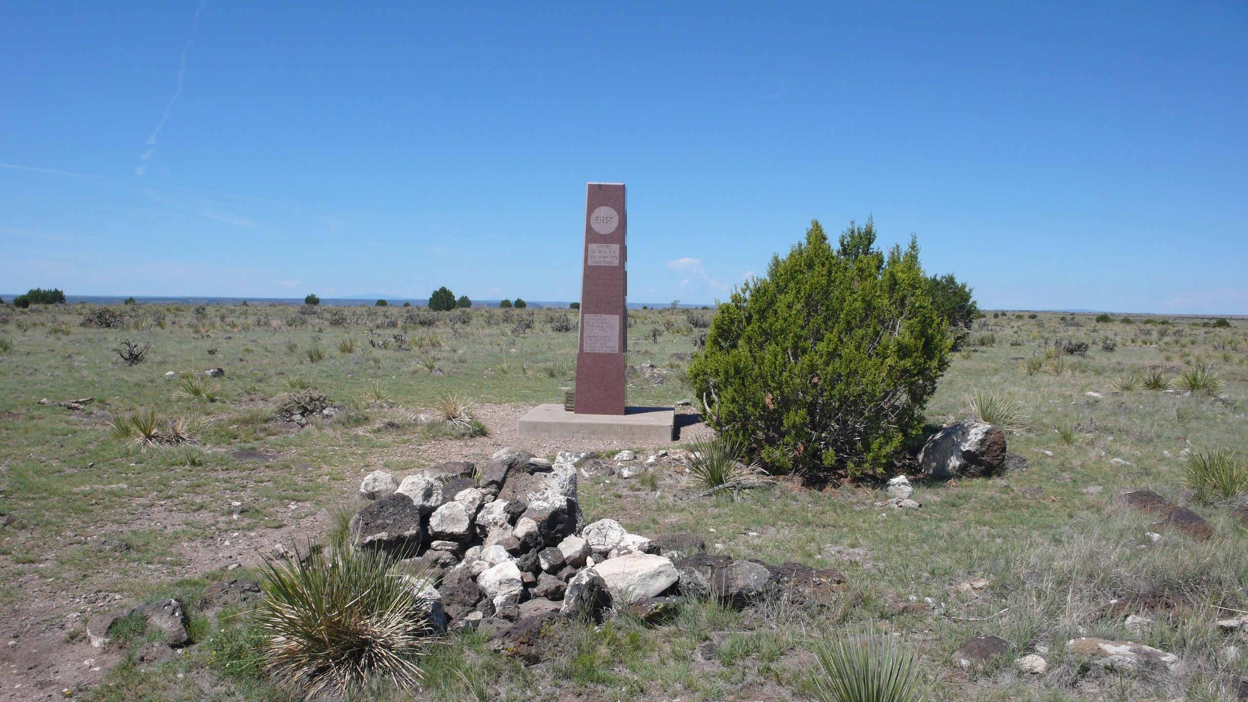 OK_highpoint_obelisk.jpg